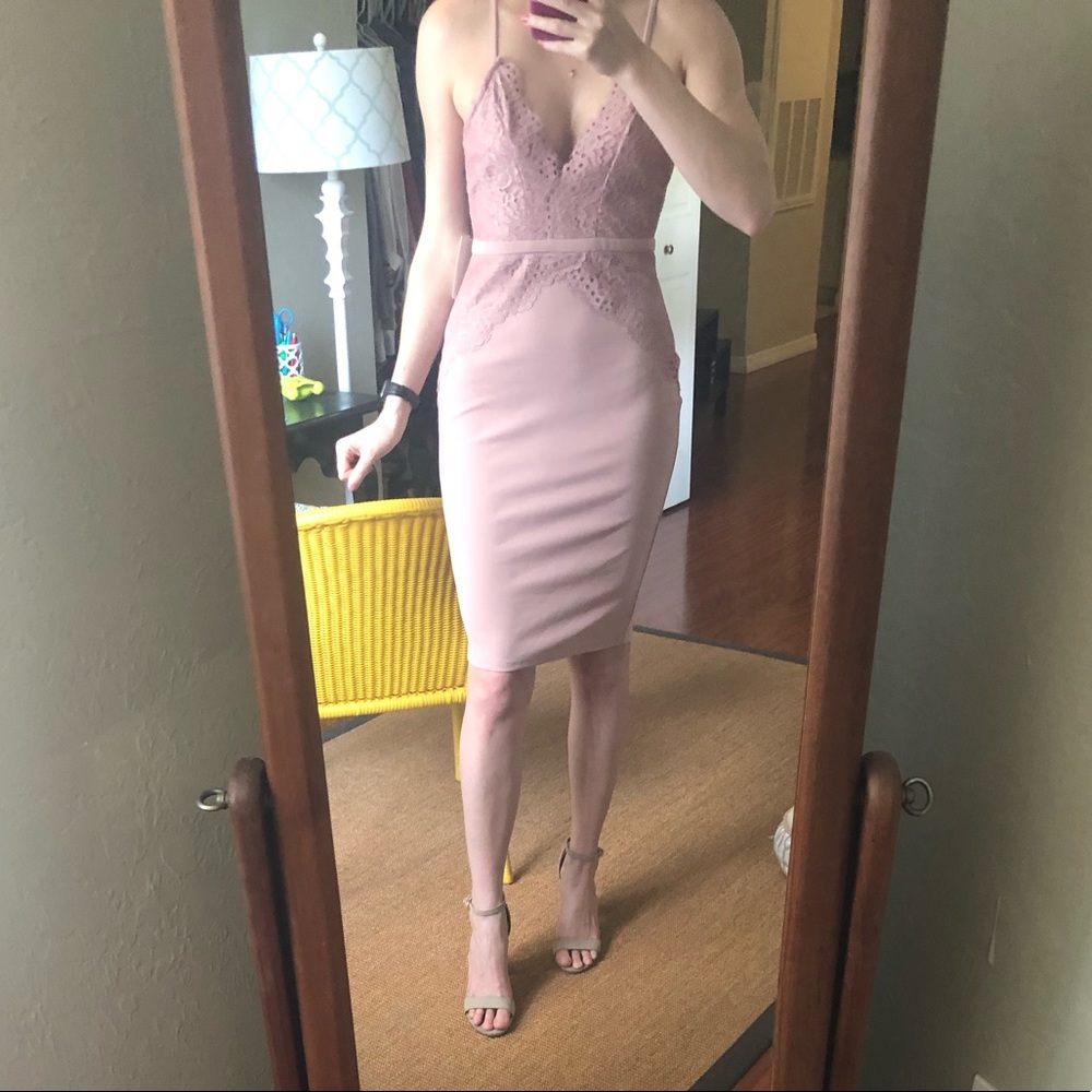 Blush pink strappy dress! Size Medium.